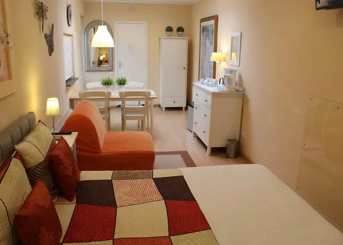 Tanja's Bed & Breakfast 3*